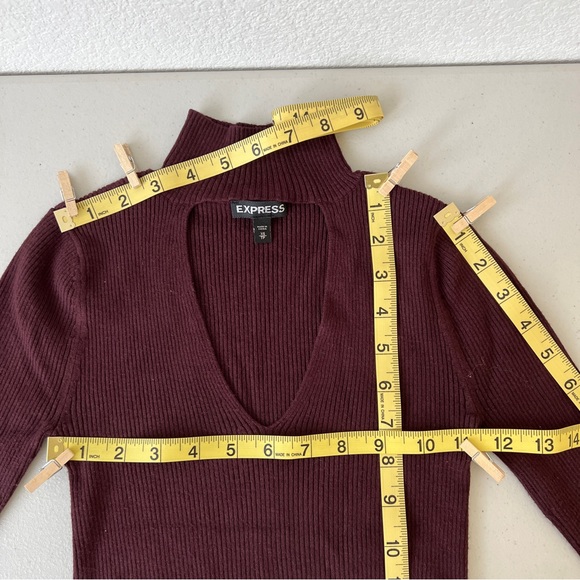 Turtle neck sweater - Picture 9 of 12